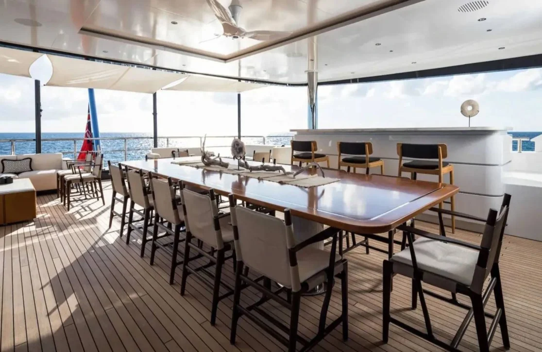An image of Calex yacht