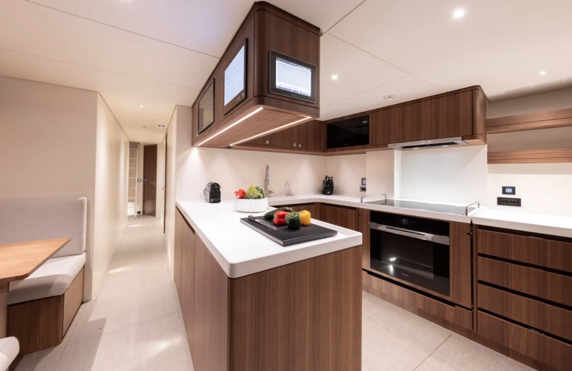 An image of Cefea yacht
