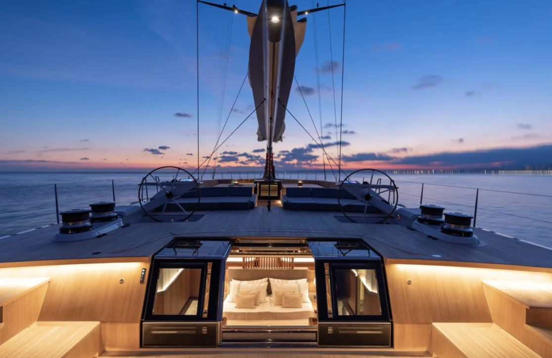 An image of Cefea yacht