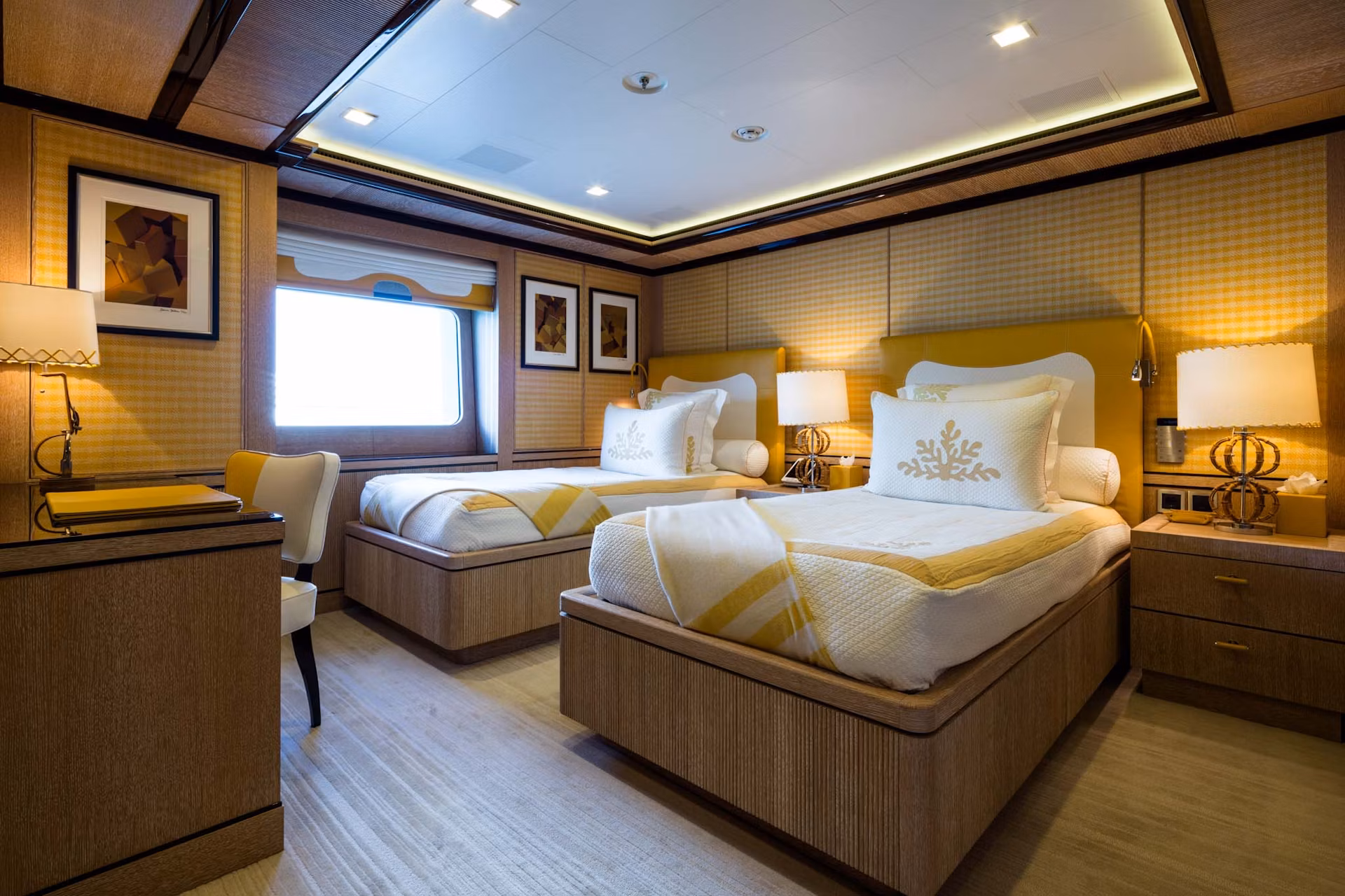 An image of Axioma yacht