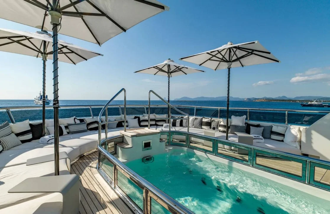 An image of Roma yacht