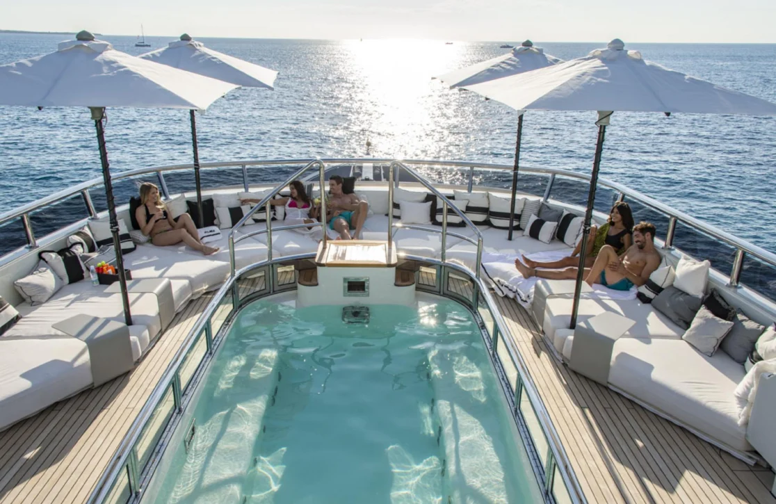 An image of Roma yacht