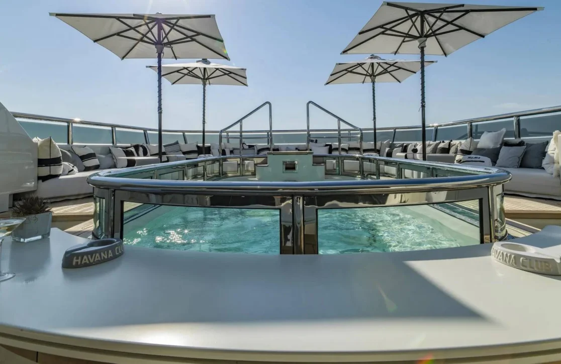 An image of Roma yacht