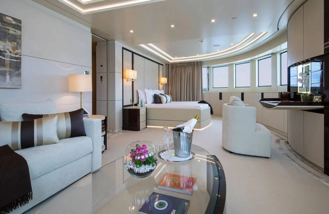 An image of Roma yacht