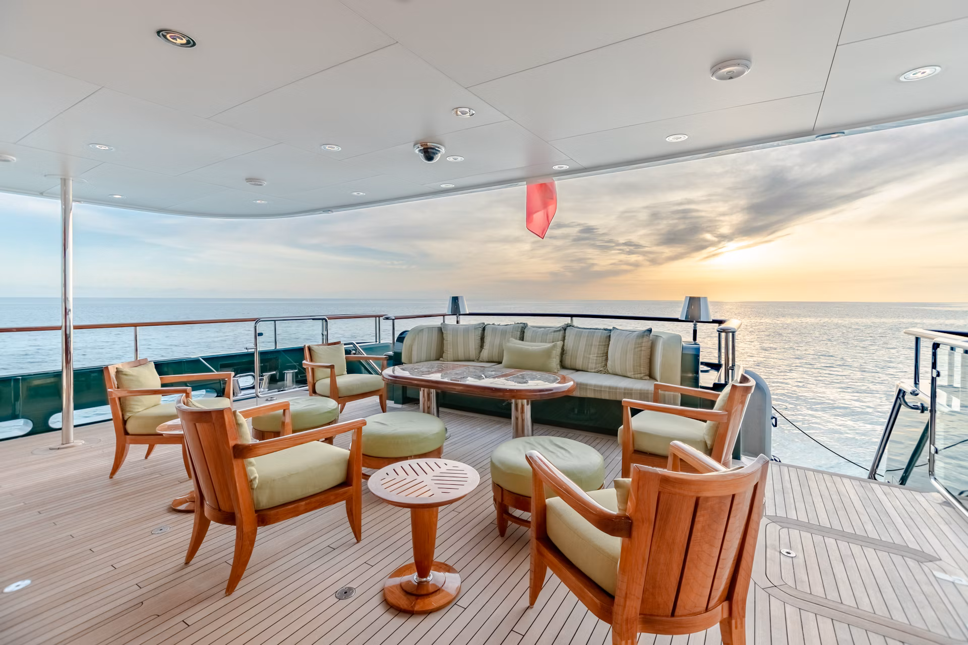 An image of Shadowl yacht