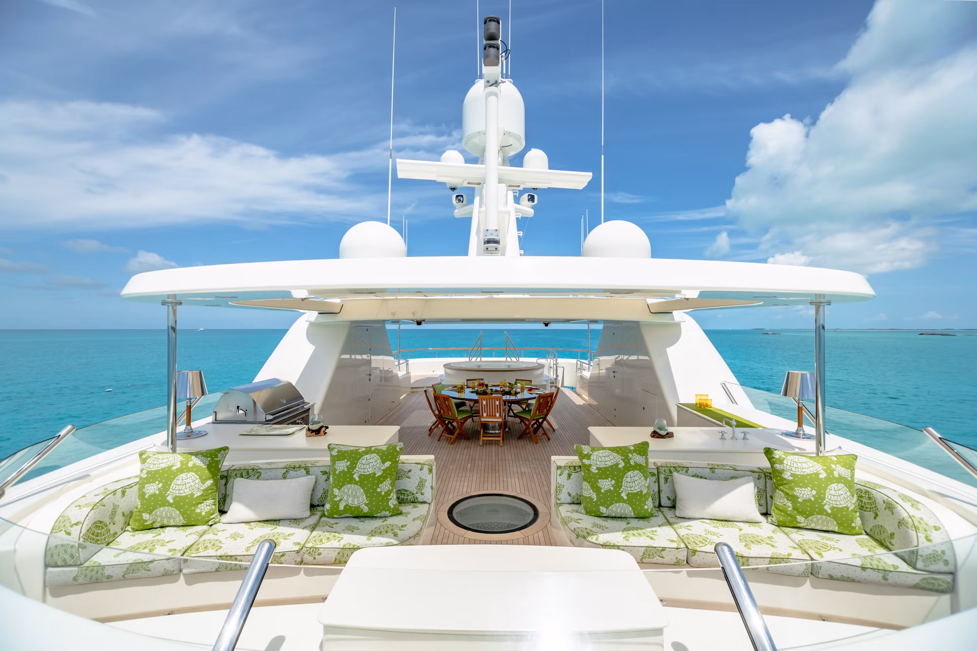 An image of Shadowl yacht