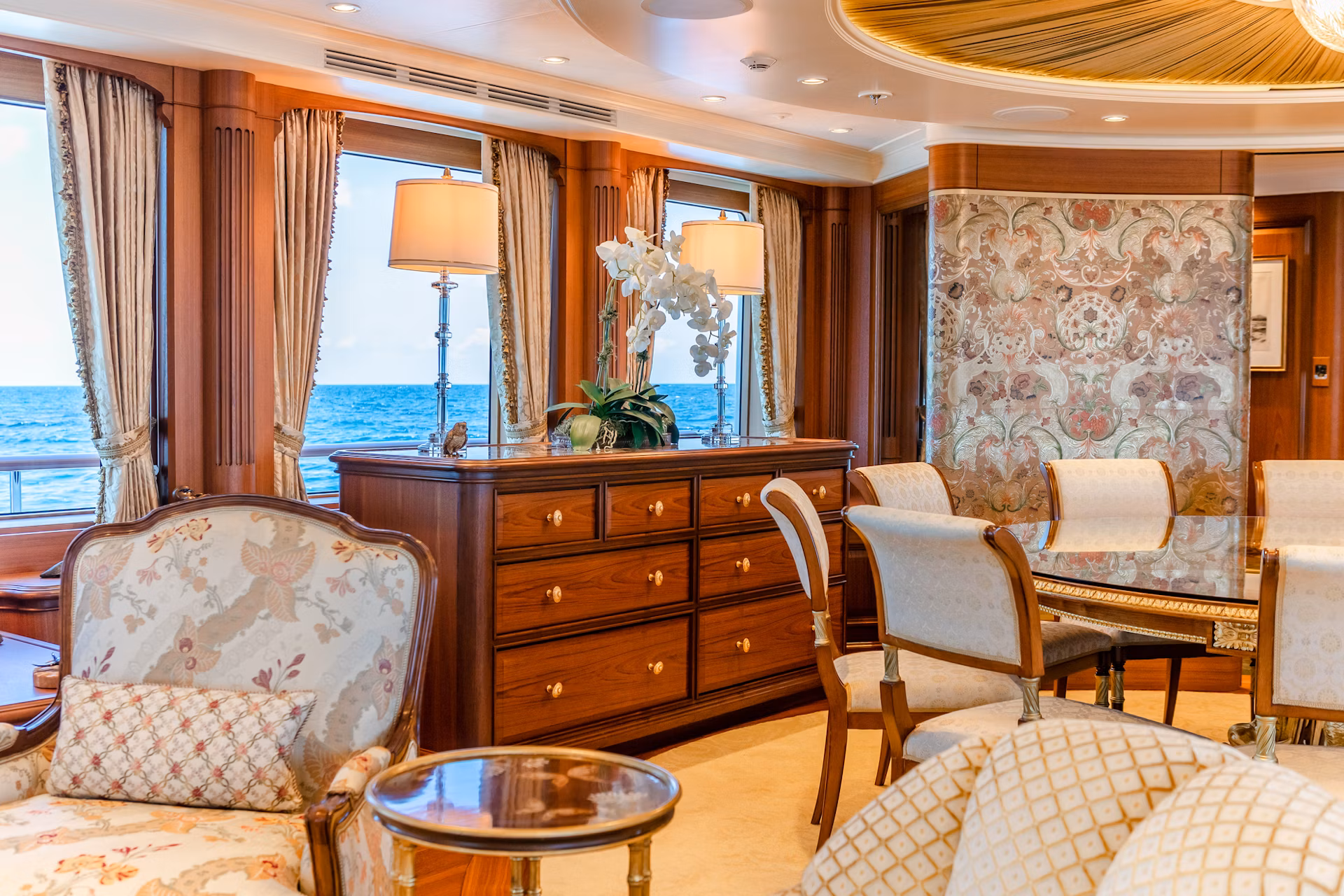 An image of Shadowl yacht