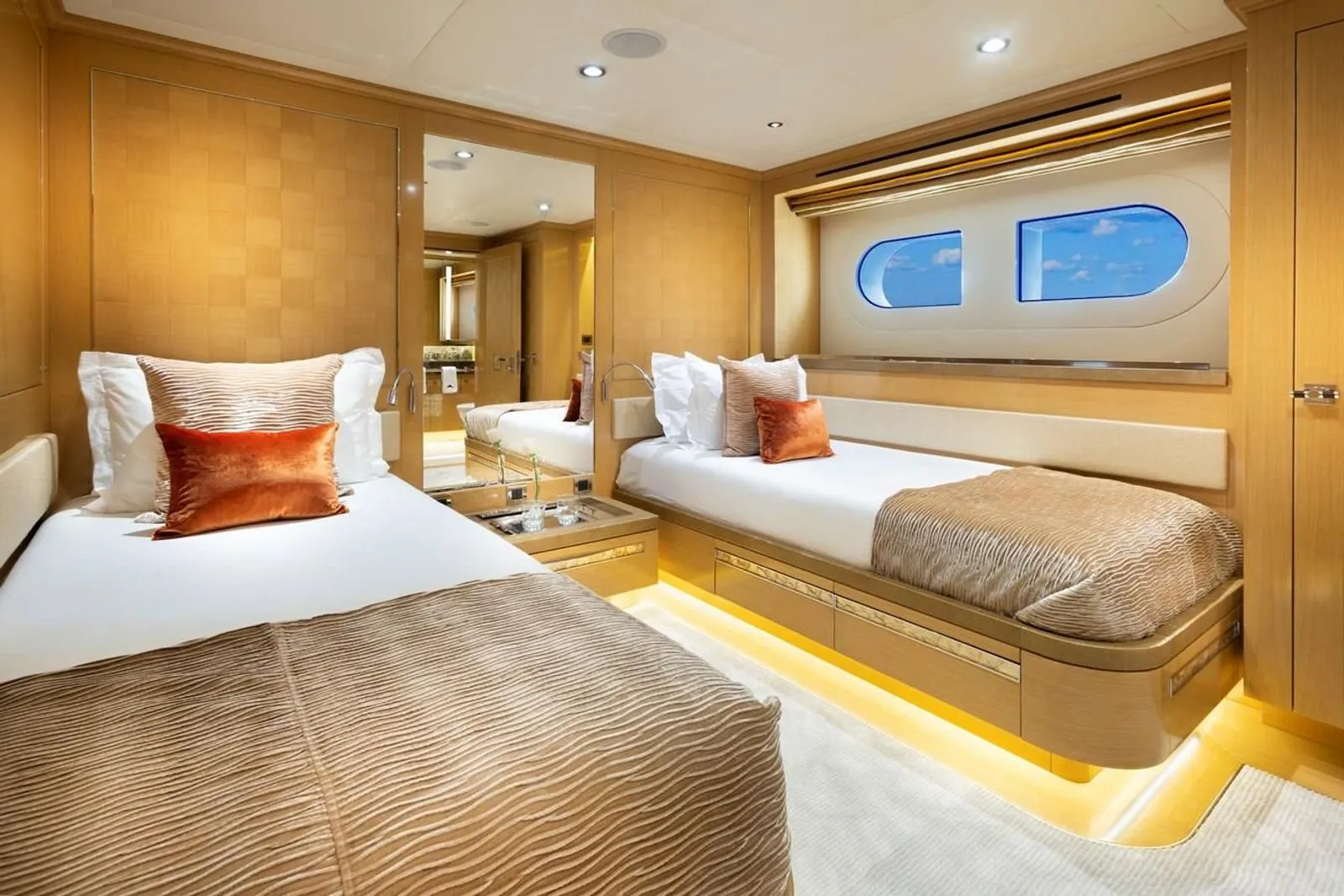 A preview of interior Bedroom cabin