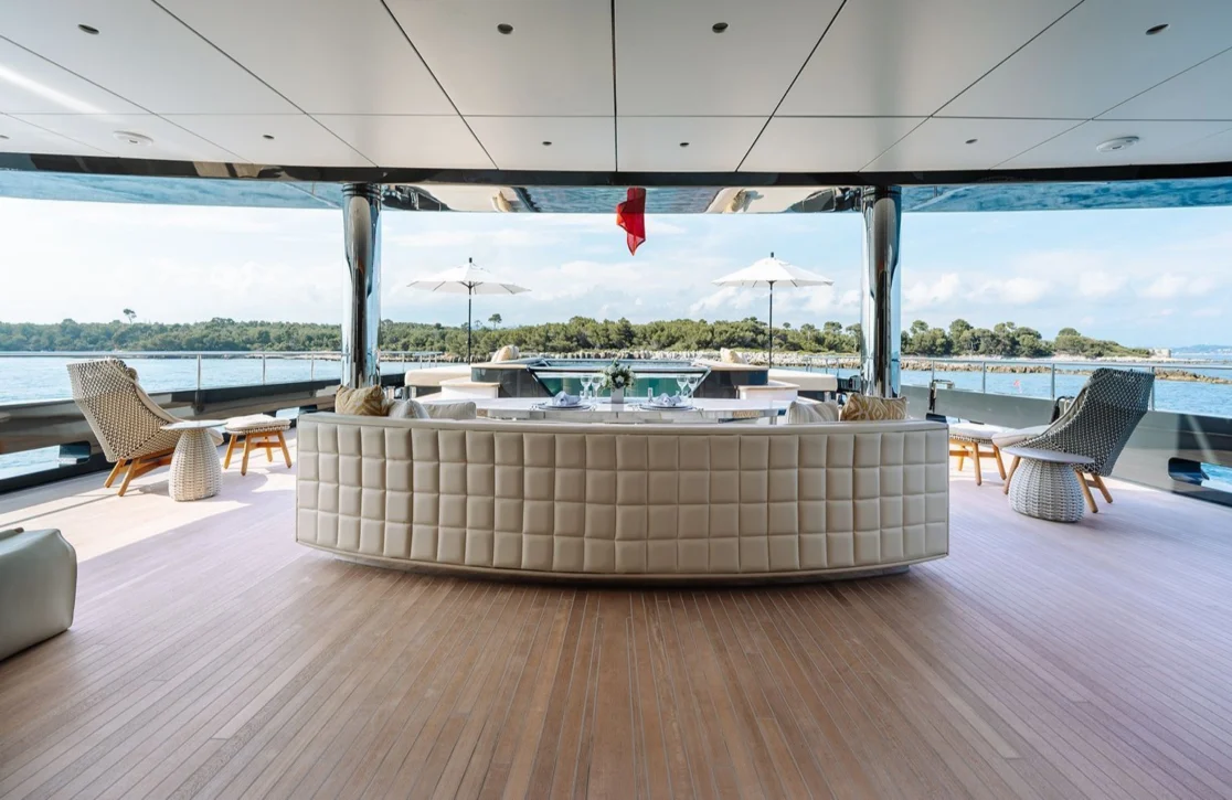 An image of Loon yacht