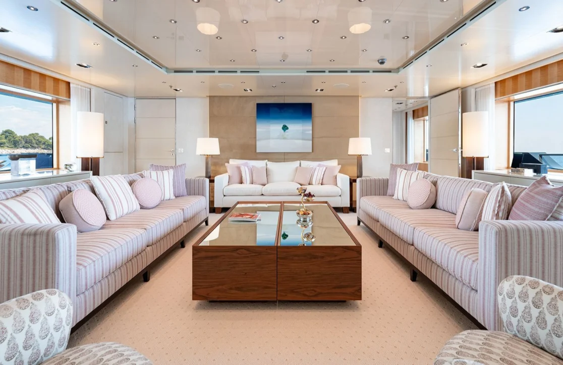 An image of Loon yacht