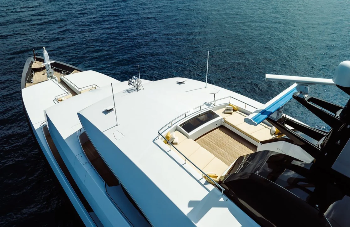 An image of Loon yacht