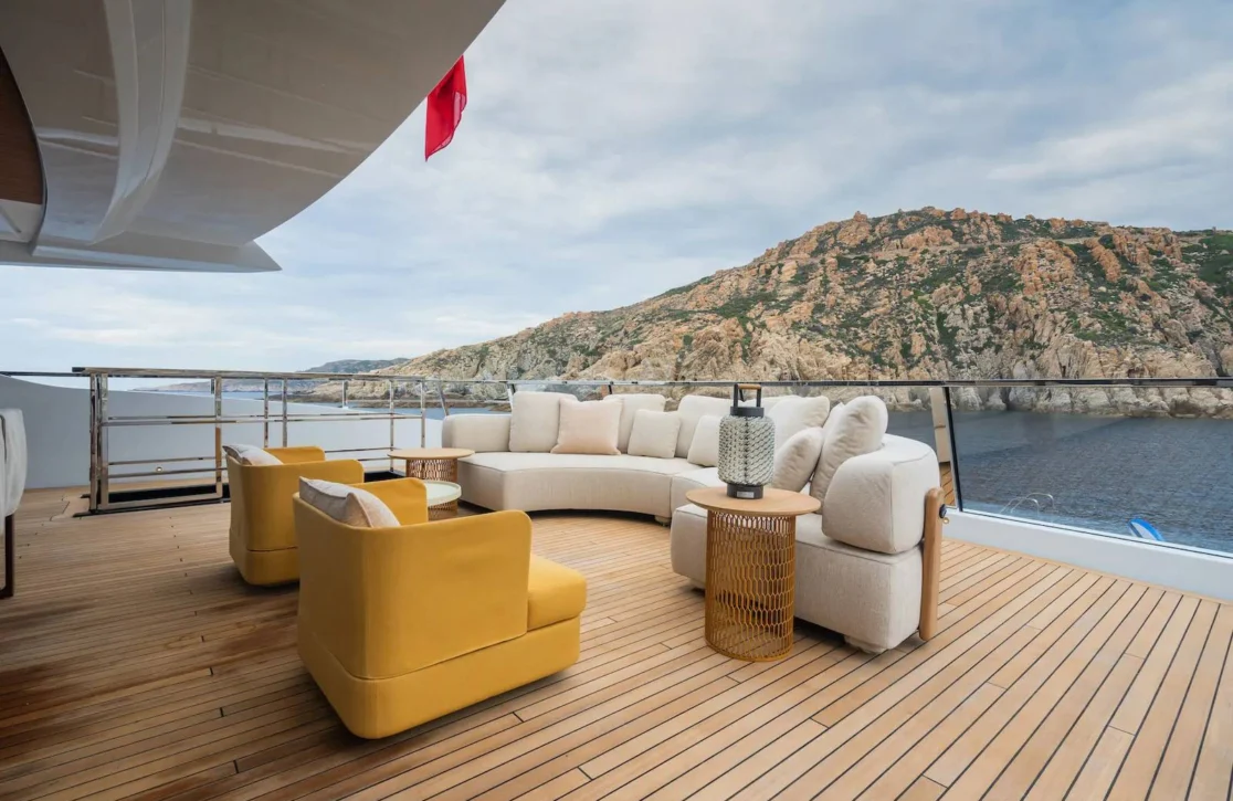 An image of Rmf yacht