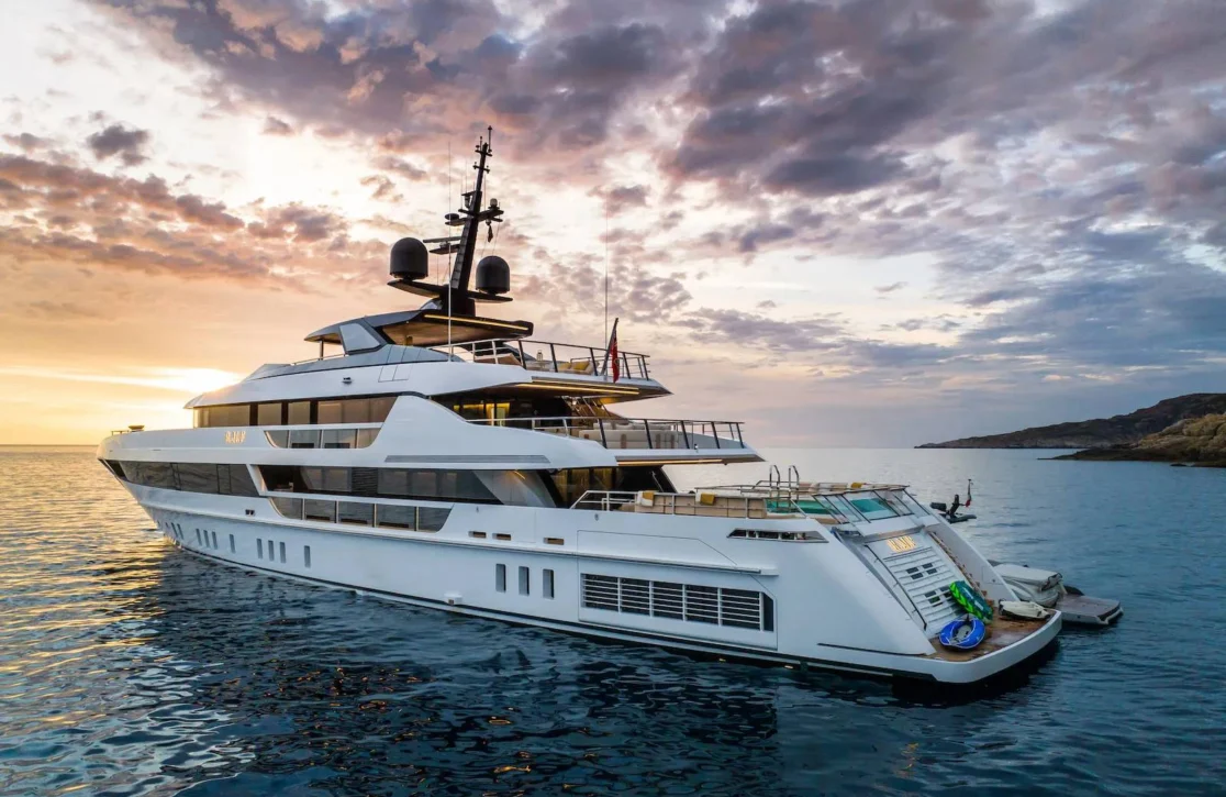 An image of Rmf yacht