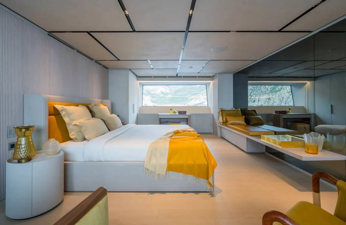 An image of Rmf yacht