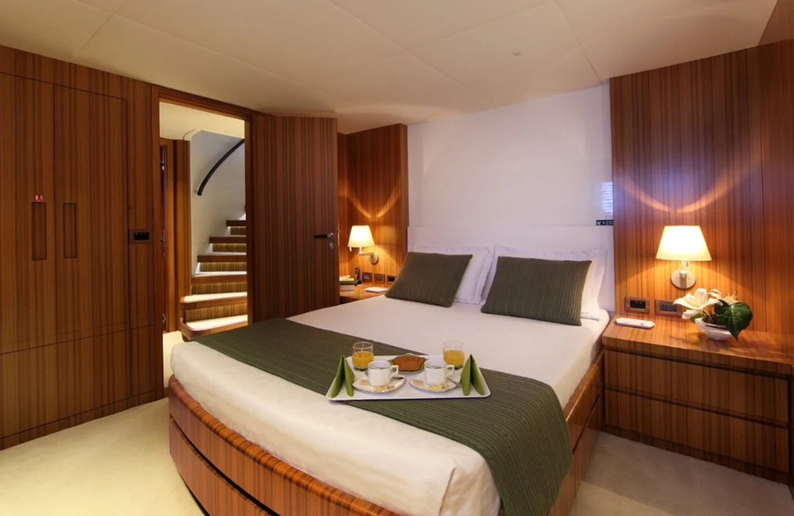 An image of Seashell yacht