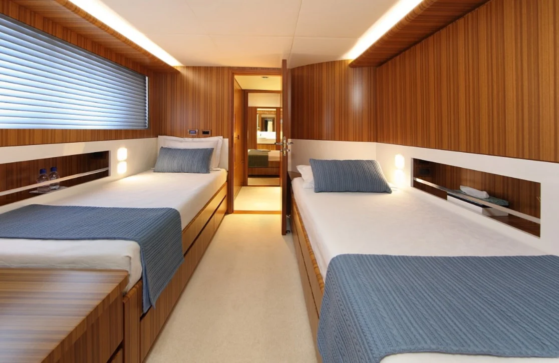 An image of Seashell yacht