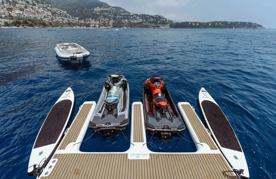An image of Bon Vivant yacht