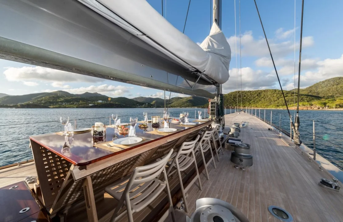 An image of Rainbow yacht
