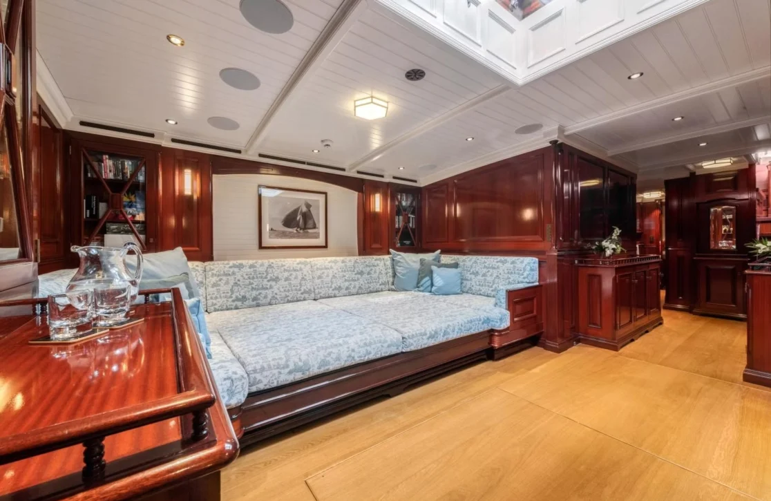 An image of Rainbow yacht