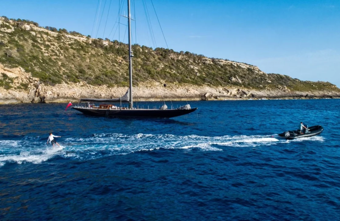 An image of Rainbow yacht