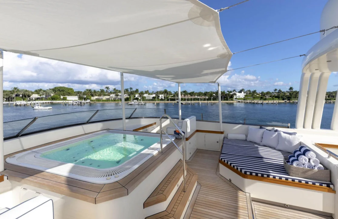 An image of Fabulous Character yacht