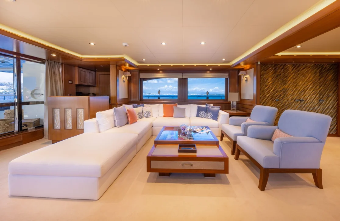 An image of O’lion yacht