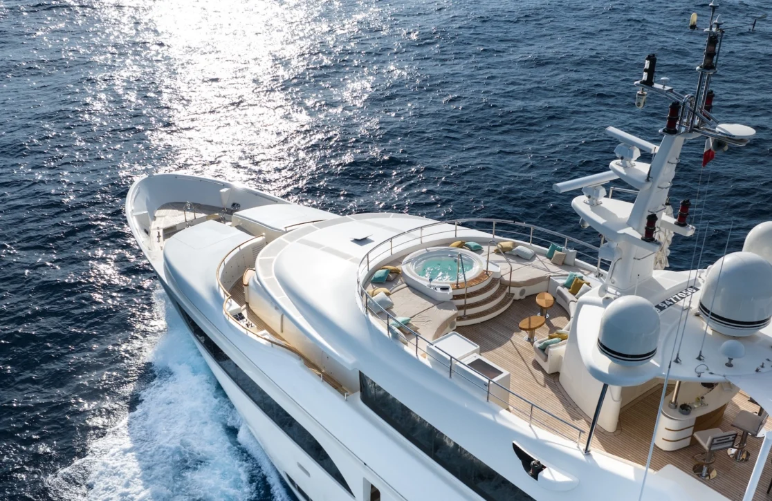 An image of O’lion yacht