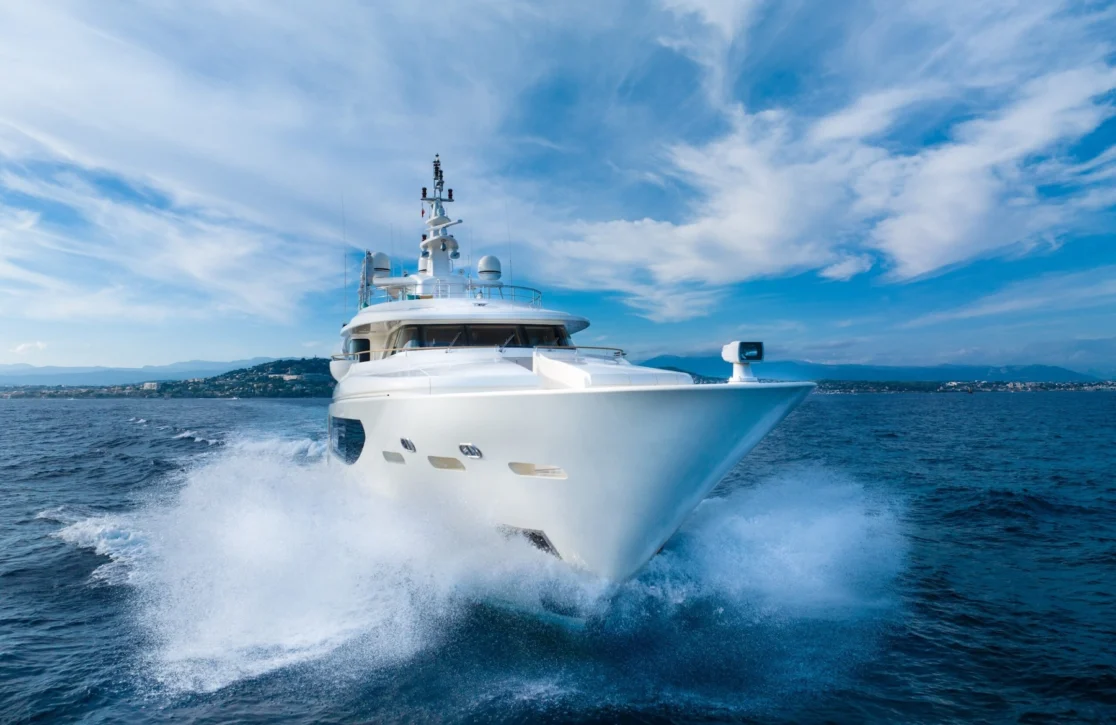 An image of O’lion yacht