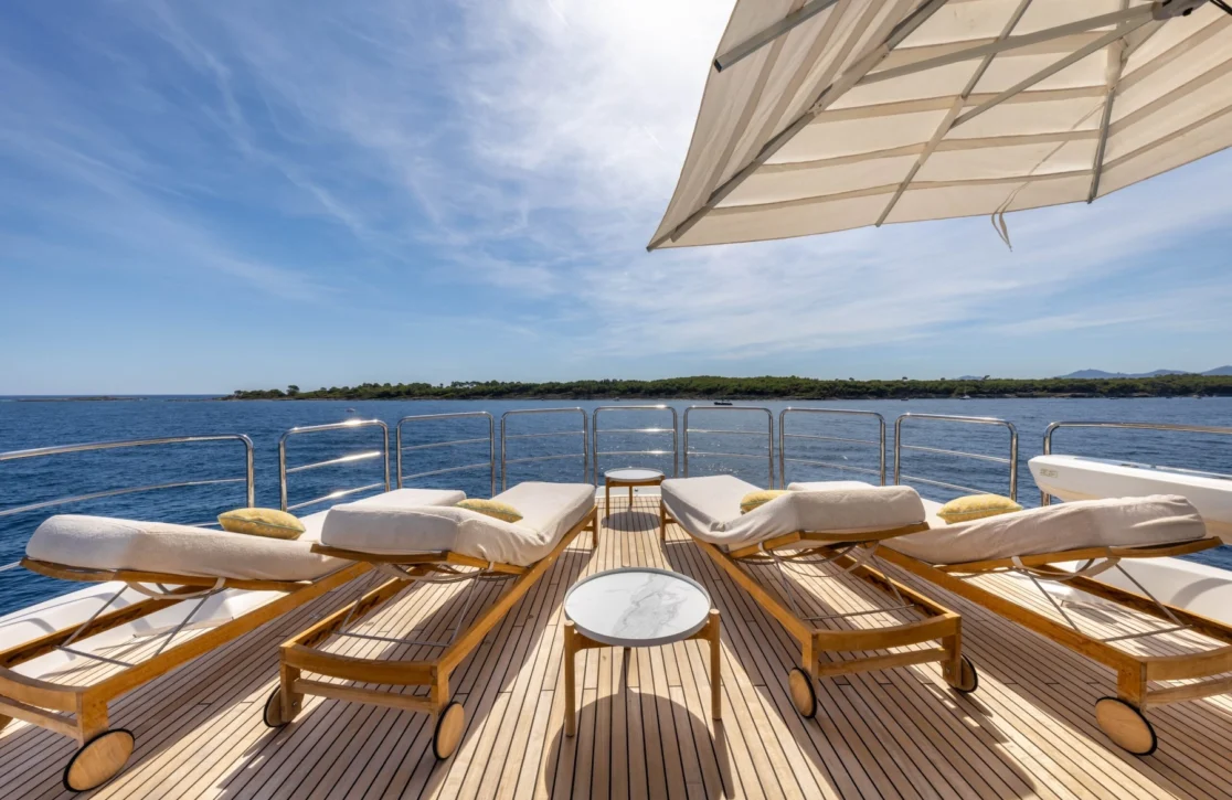 An image of O’lion yacht