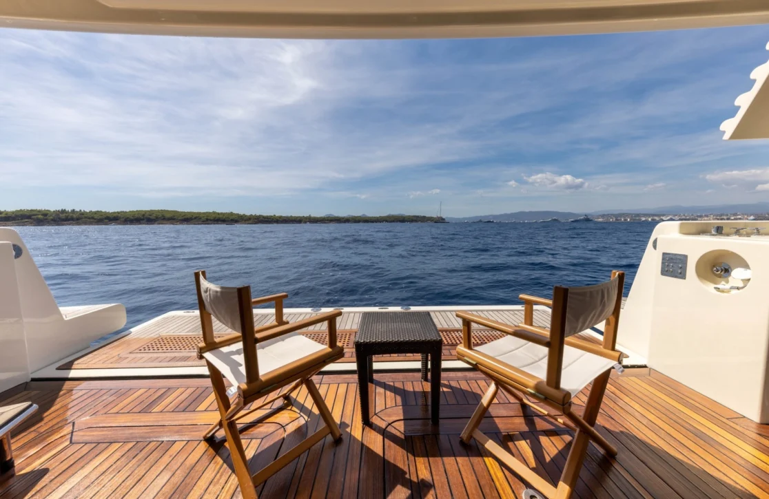 An image of O’lion yacht