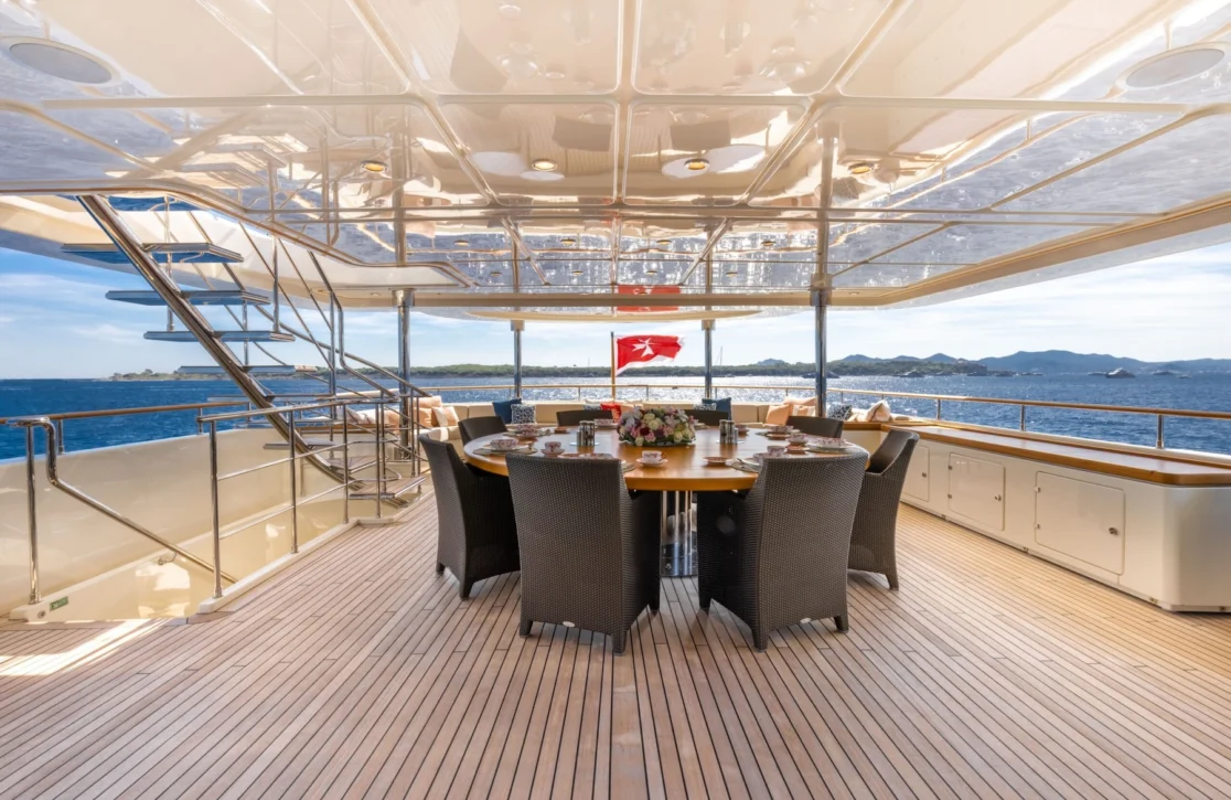 An image of O’lion yacht