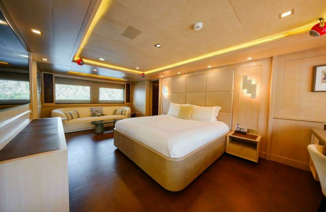 An image of Polaris yacht