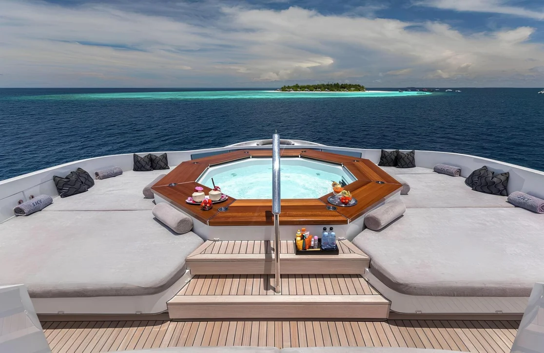 An image of Totem yacht