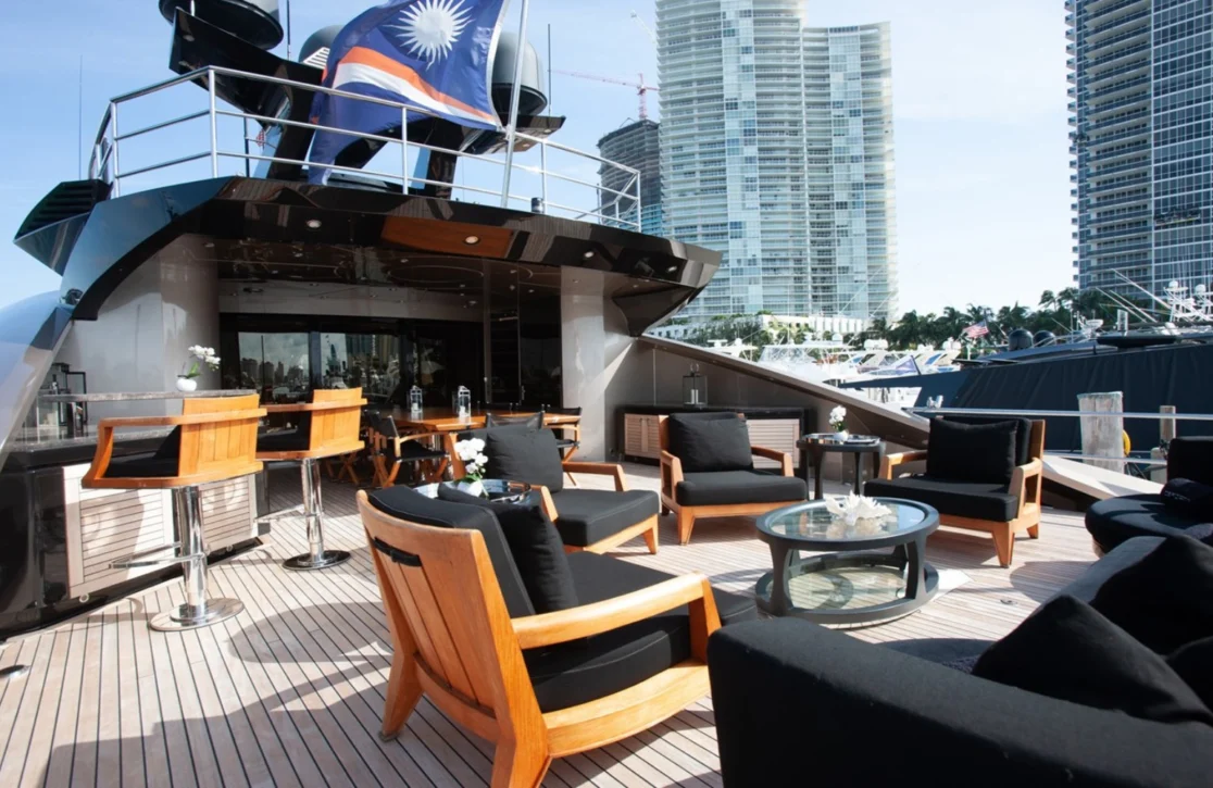 An image of Defiant yacht