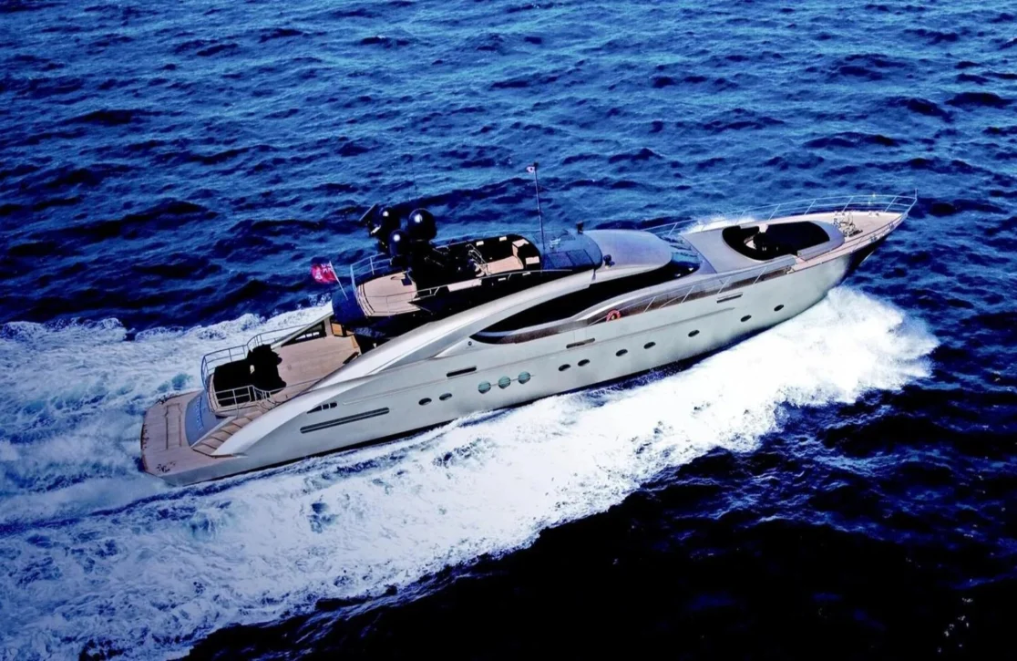 An image of Defiant yacht
