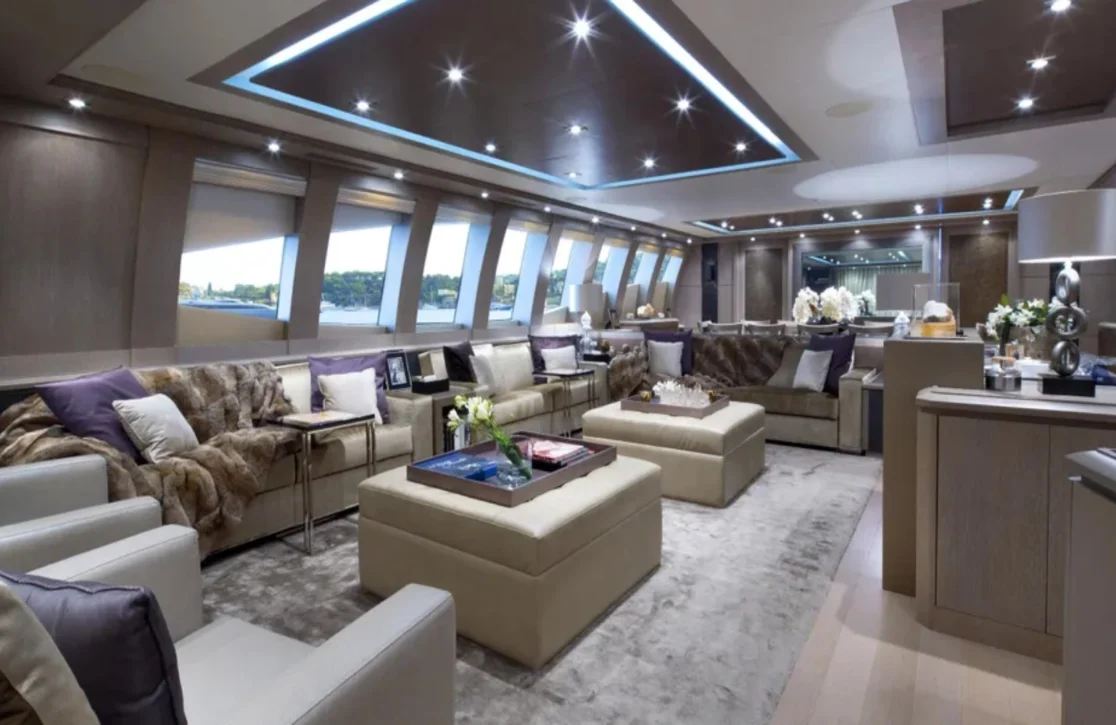 An image of Defiant yacht