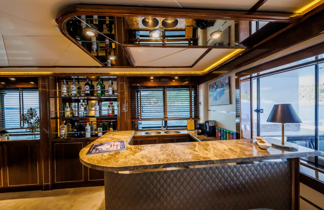 An image of Apna yacht