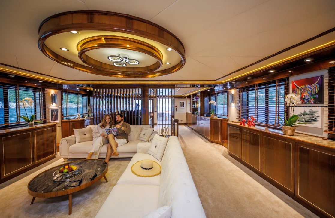 An image of Apna yacht