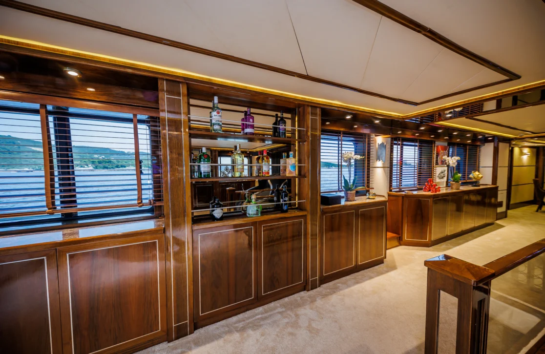 An image of Apna yacht