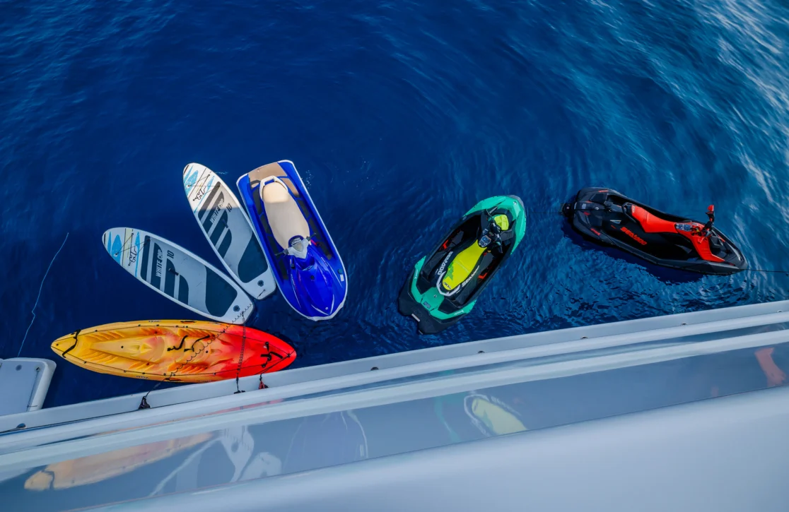 An image of Apna yacht