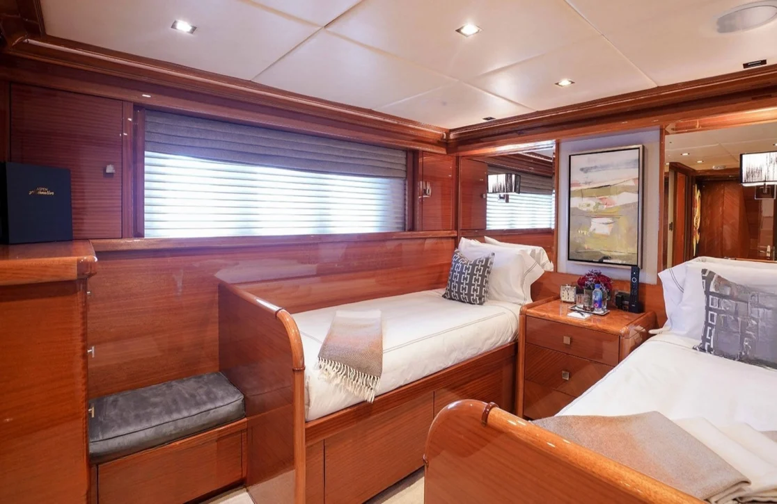 An image of Aspen Alternative yacht