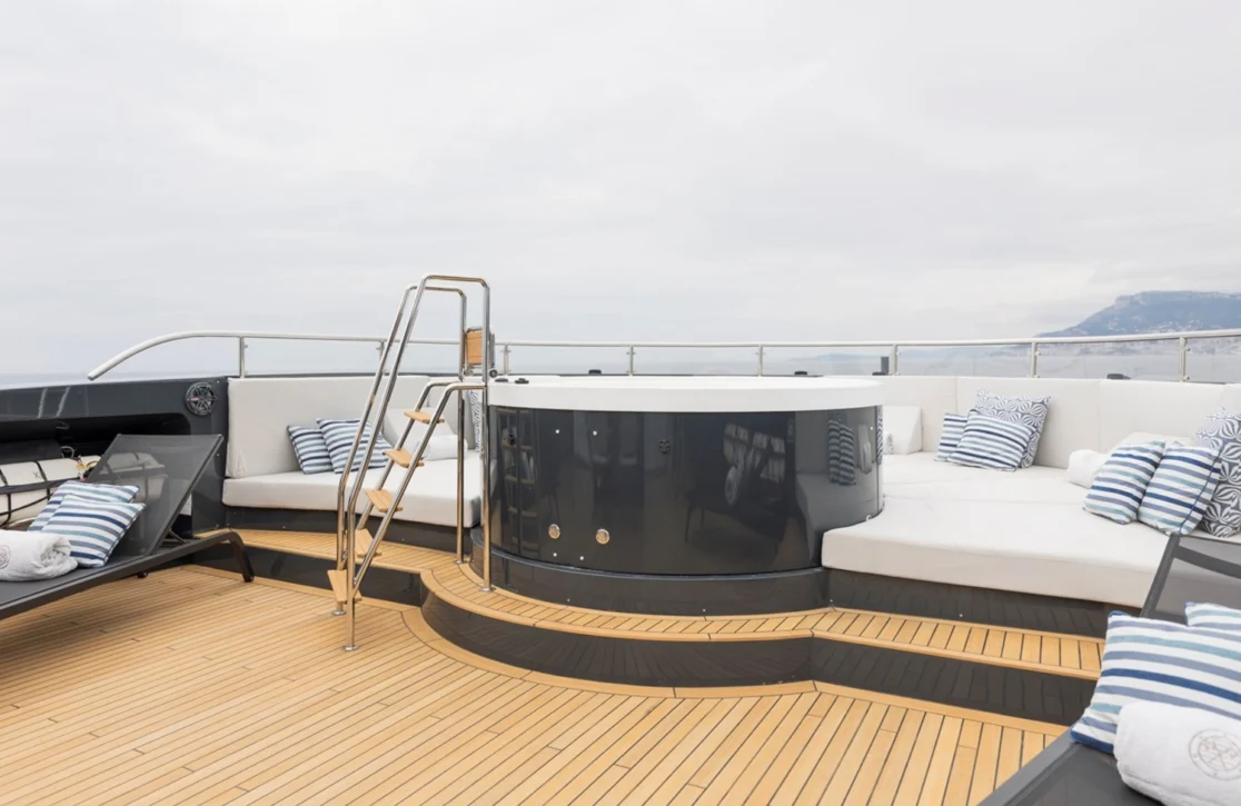 An image of Ocean Pearl yacht