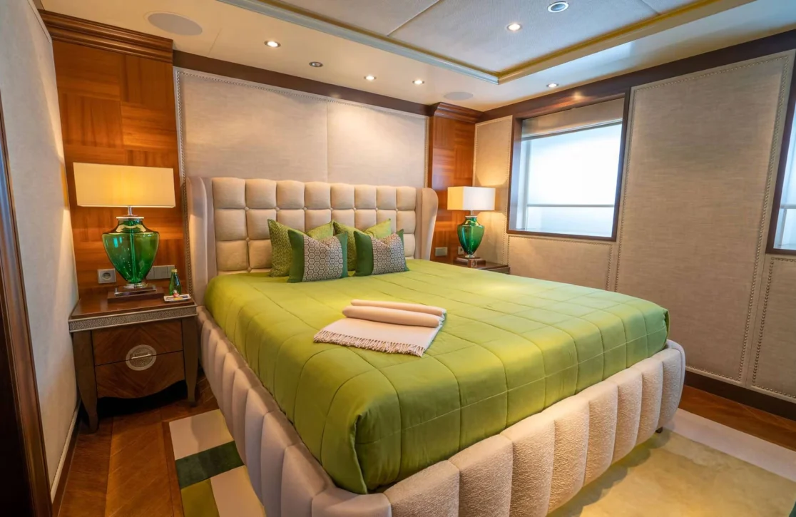 An image of Kaiser yacht