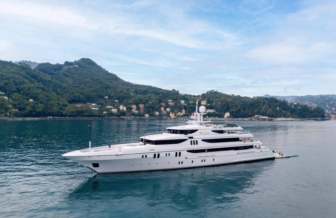 An image of Joia The Crown Jewel yacht