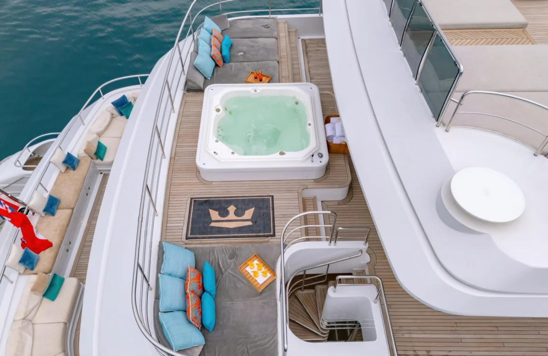 An image of Joia The Crown Jewel yacht
