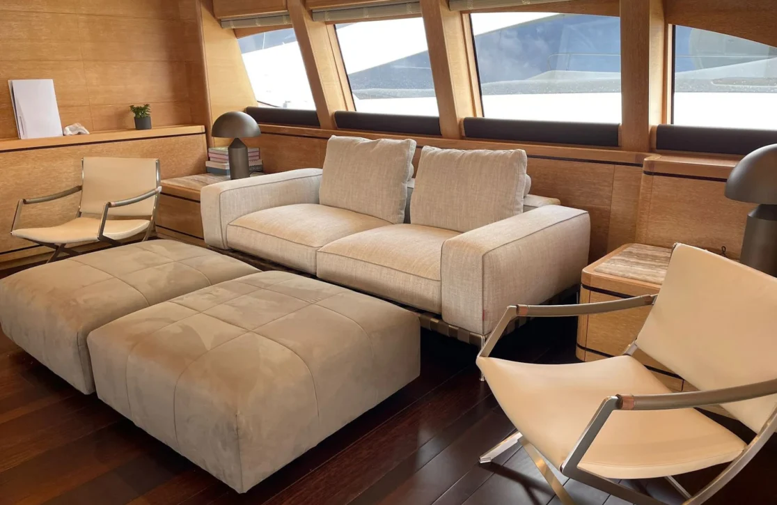 An image of Aero yacht