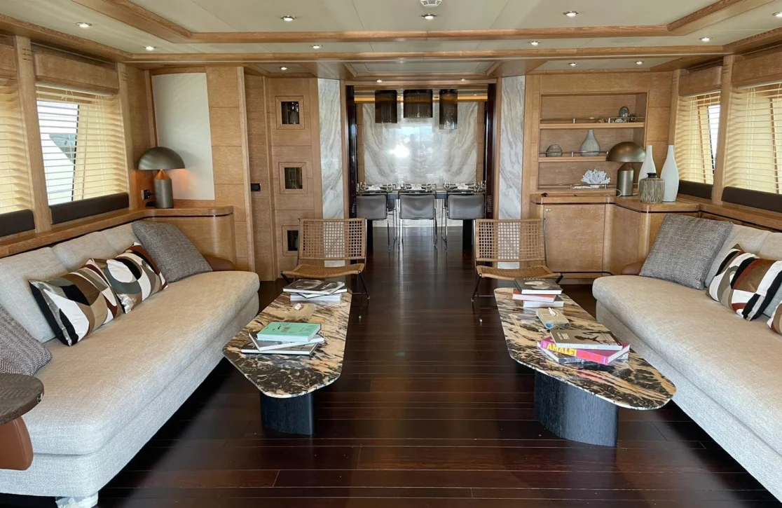 An image of Aero yacht