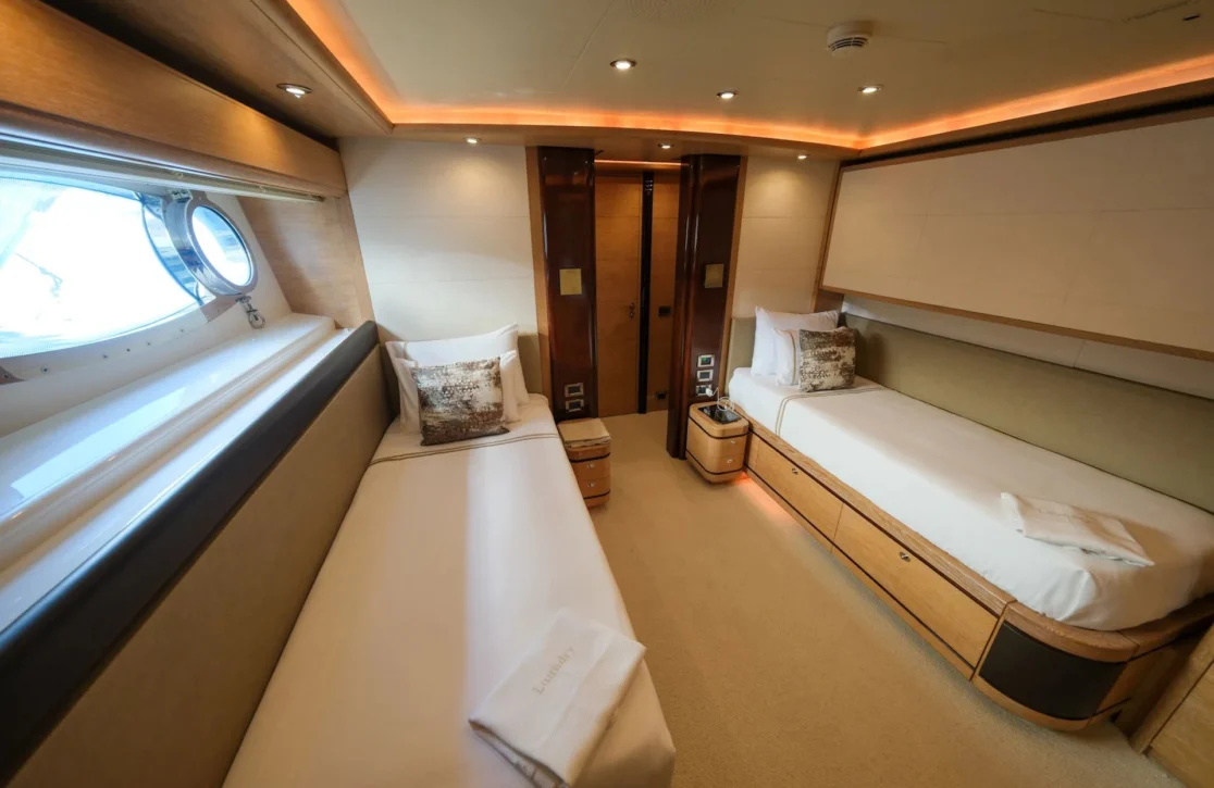 An image of Aero yacht