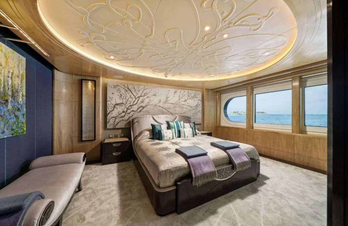 An image of Amaryllis yacht