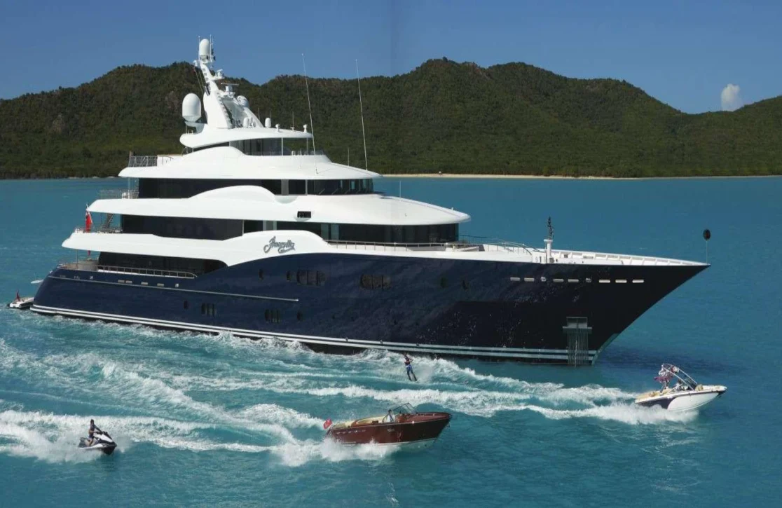 An image of Amaryllis yacht
